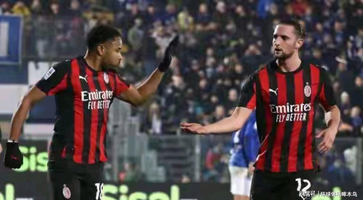 世界杯官方客户端下载-红黑军团逆转奏凯：拉比奥传射建功 AC米兰客场3-1力擒科莫